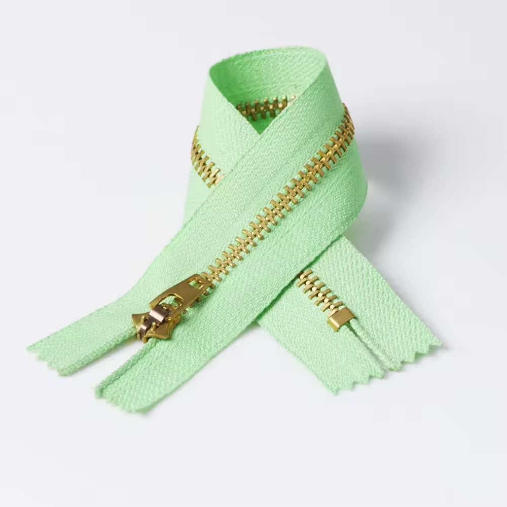  Custom #4 Closed End Brass Green Metal Zipper with Semi-auto Lock Slider