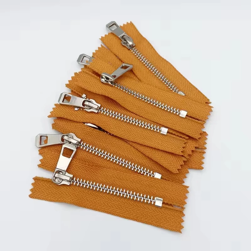 Factory Direct Sales Metal Decorative Zipper Customized Metal Close End Silver Zippers