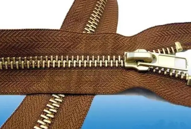How to fix a broken zipper?